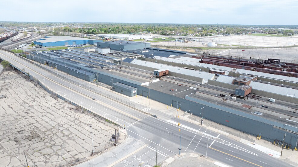 More Photos Of 6334 Lynch Rd, Detroit Manufacturing For Lease