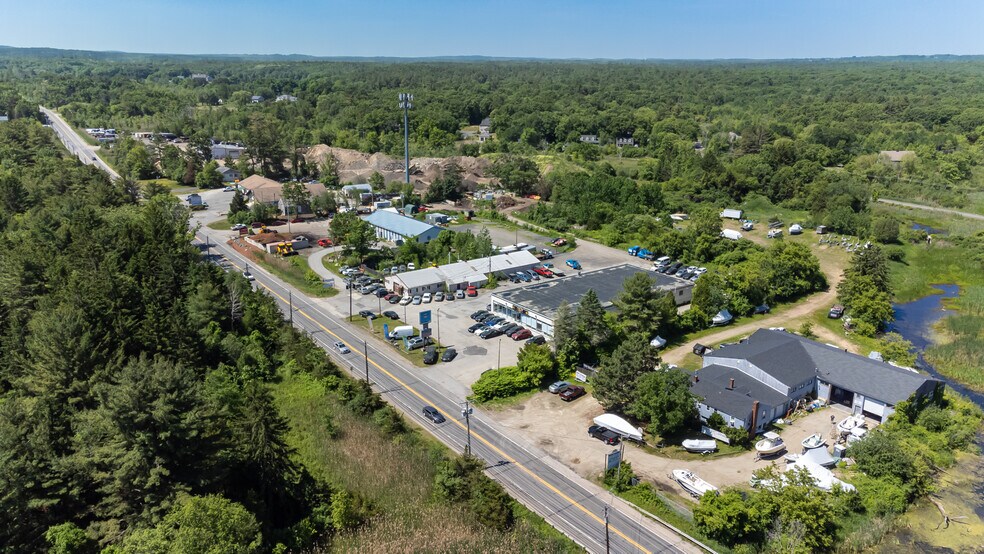 More Photos Of 86 Newburyport Tpke, Newbury Auto Dealership For Sale