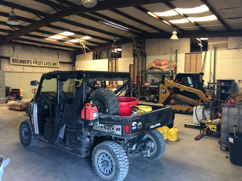 More Photos Of 9605 Fm 812, Austin Warehouse For Lease