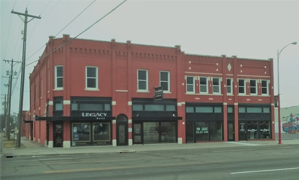 More Photos Of 1100-1108 E Douglas Ave, Wichita Storefront For Lease