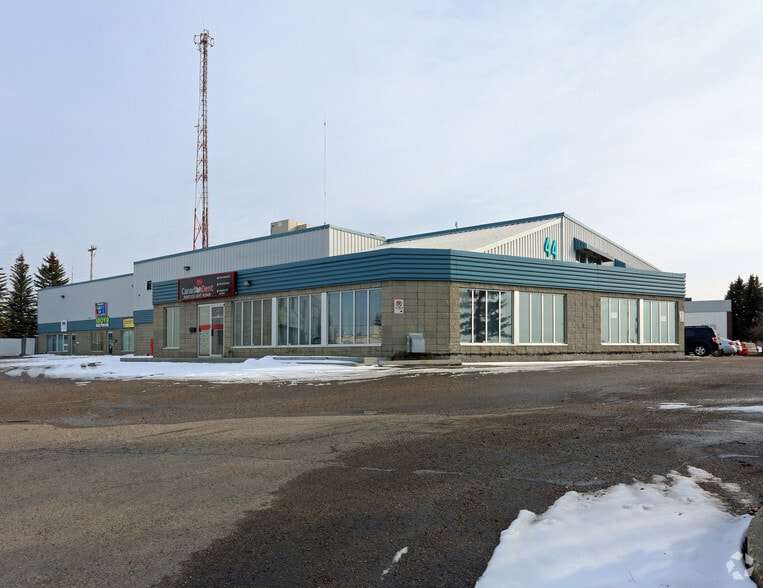 Primary Photo Of 44 Riel Dr, St. Albert Flex For Lease