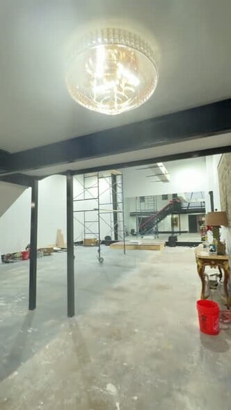More Photos Of 8418 Broadway St, San Antonio Service For Lease