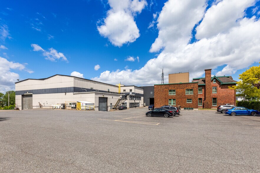 More Photos Of 160 Rue Du Roi, Sorel-tracy Warehouse For Lease