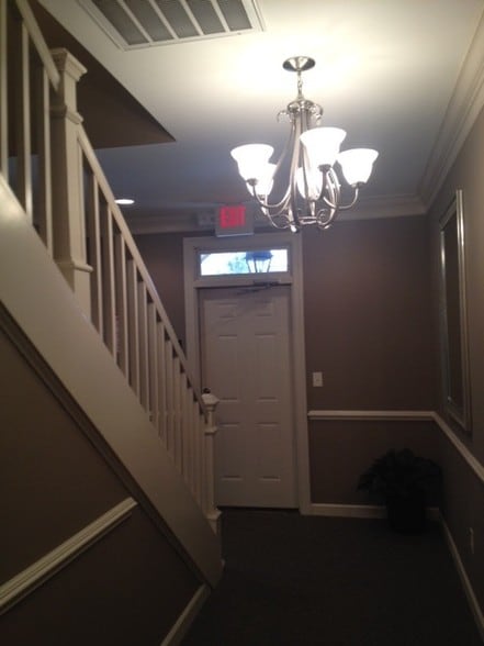 More Photos Of 7808 Pineville-Matthews Rd, Charlotte Office For Lease