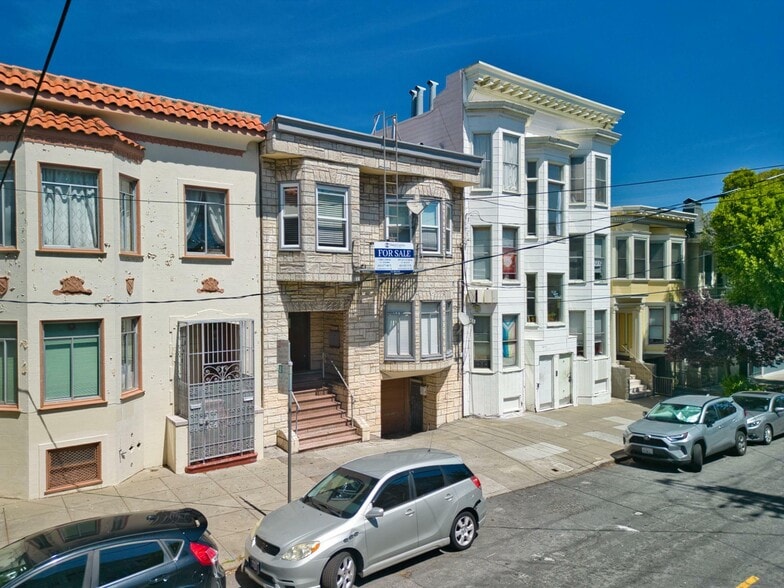 More Photos Of 3660 20th St, San Francisco Apartments For Sale