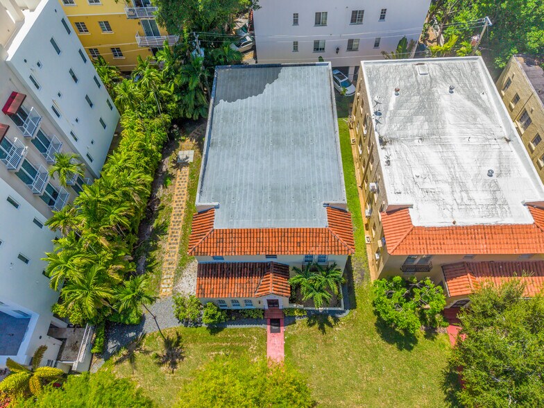 More Photos Of 114 Menores Ave, Coral Gables Apartments For Sale