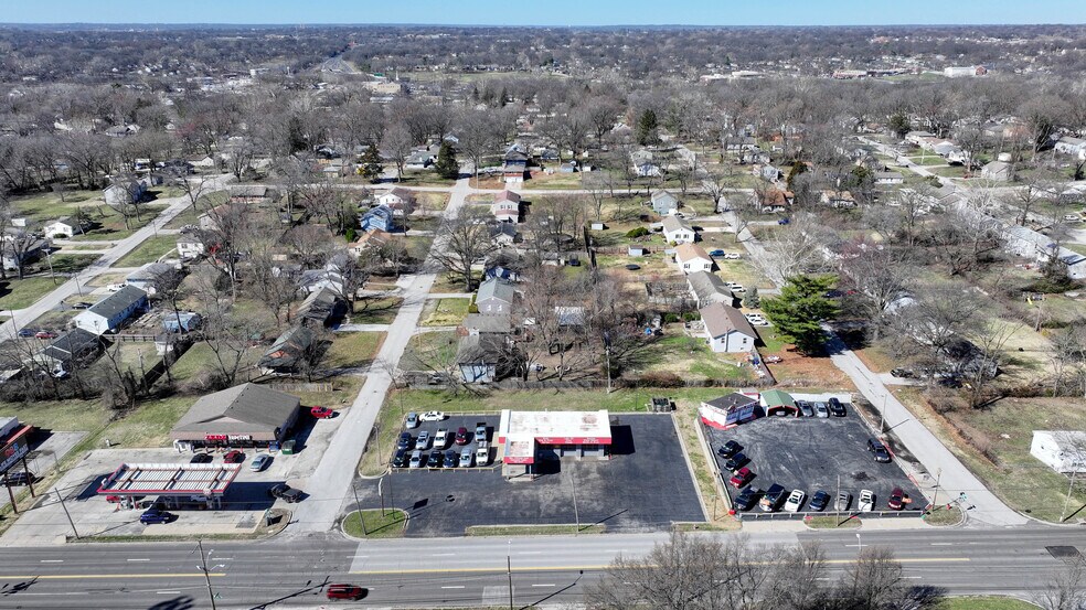 More Photos Of 4600 N Brighton Ave, Kansas City Industrial For Sale