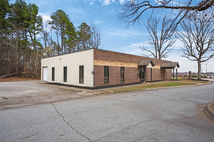 More Photos Of 1313-A Miller Rd, Greenville Office For Lease
