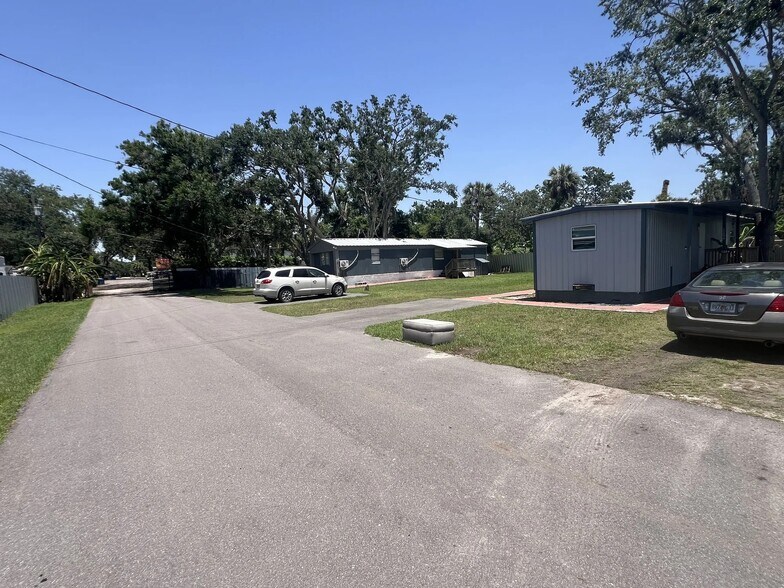 More Photos Of 11224 Restwood Dr, Gibsonton Manufactured Housing Mobile Home Park For Sale