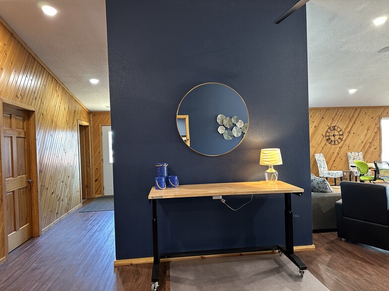 More Photos Of 2213 229th Pl, Ames Office For Lease