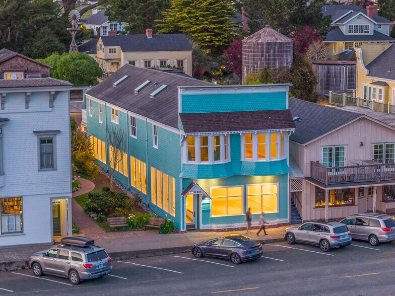 More Photos Of 45094 Main St, Mendocino General Retail For Sale