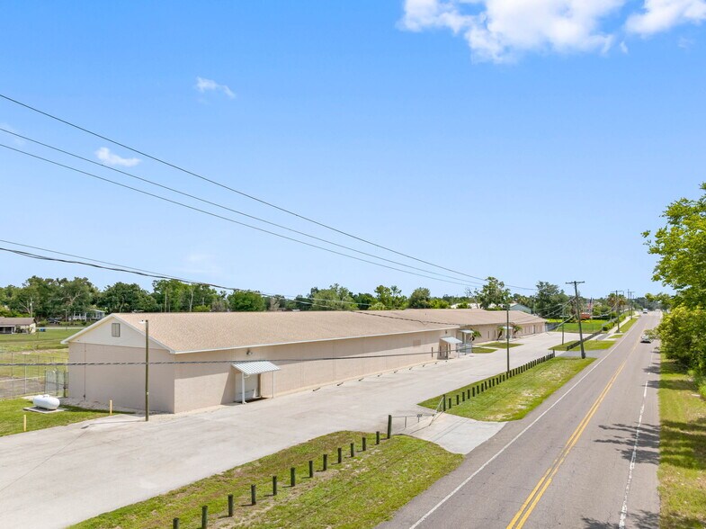 More Photos Of 9610 Harney Rd, Thonotosassa Warehouse For Sale