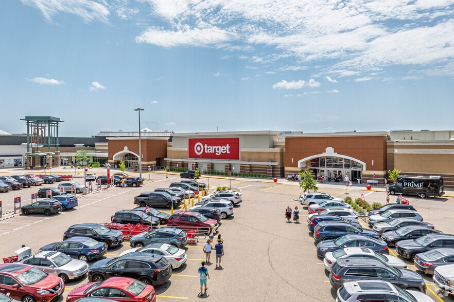 More Photos Of 8251 Flying Cloud Dr, Eden Prairie Unknown For Lease