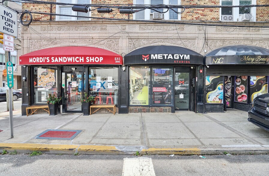 More Photos Of 126 Baldwin Ave, Jersey City Storefront Retail Residential For Lease