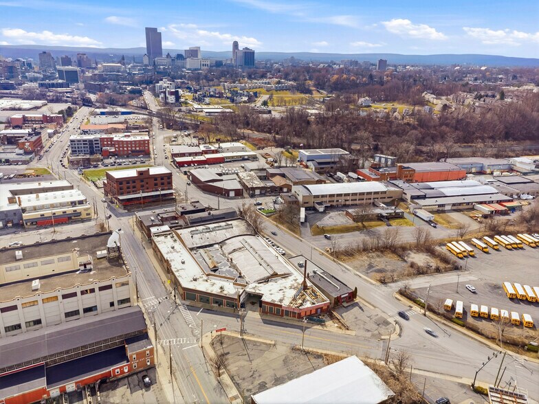 More Photos Of 433 N Pearl St, Albany Warehouse For Sale