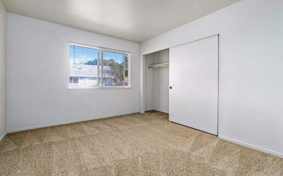 More Photos Of 2304 Donahue Ave, Santa Rosa Apartments For Sale