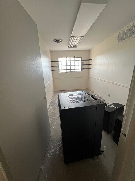 More Photos Of 3400 S Oneida Way, Denver Office Residential For Sale