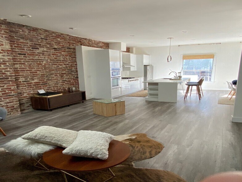 More Photos Of 1006-1008 Sutter St, San Francisco Storefront Retail Residential For Sale