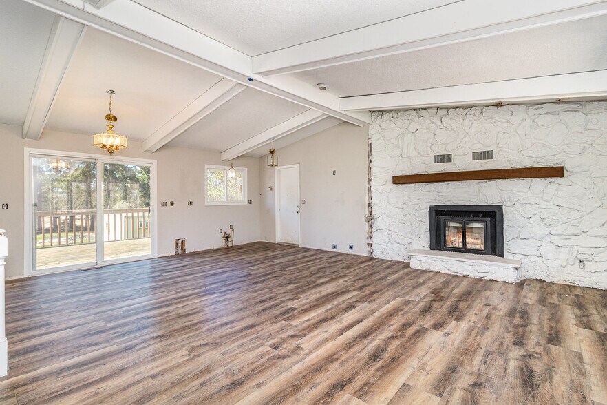 More Photos Of 13960 Lake Dr NE, Forest Lake Industrial For Sale