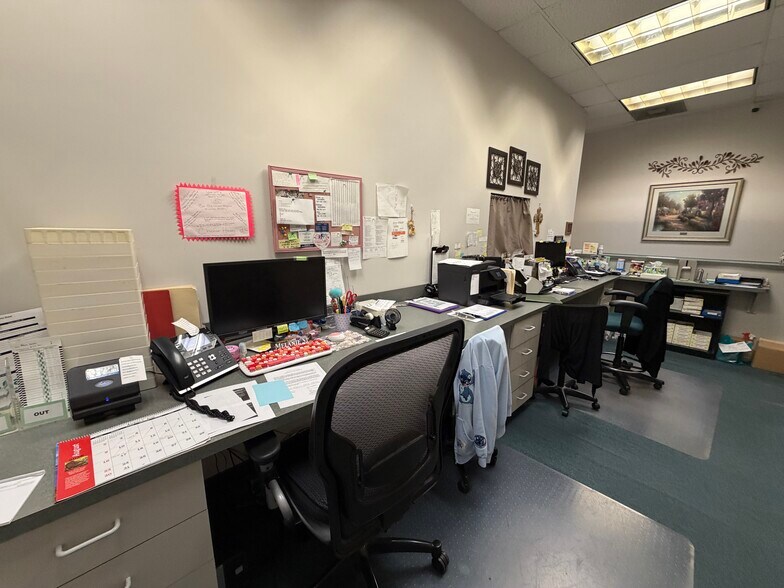 More Photos Of 107 Kingsway Rd, Brandon Medical For Sale