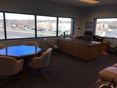 More Photos Of 100 Tolland Tpke, Manchester Storefront Retail Office For Lease
