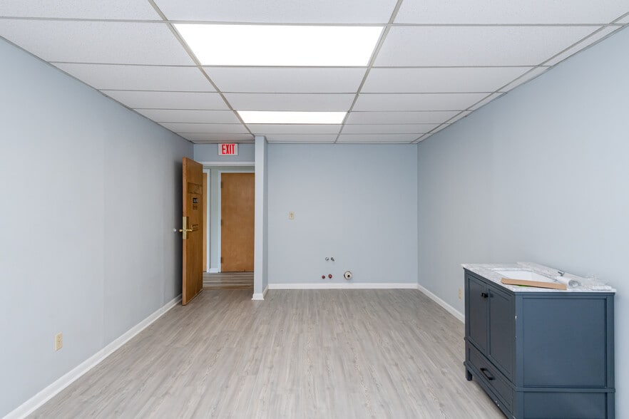 More Photos Of 6750 Brandt Pike, Huber Heights Medical For Lease