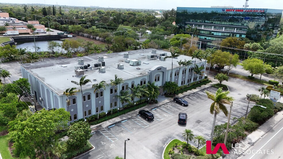 More Photos Of 6030 Hollywood Blvd, Pembroke Pines Medical For Lease