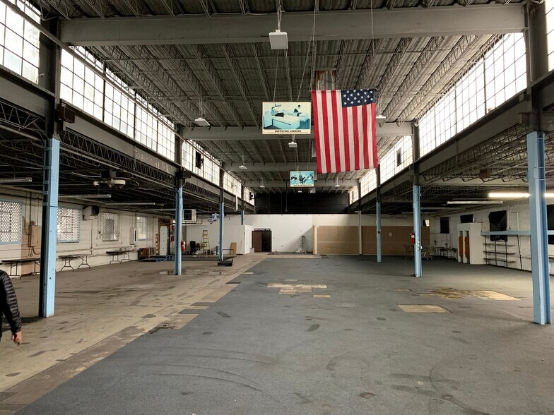 More Photos Of 4751 Broadway, Denver Unknown For Lease