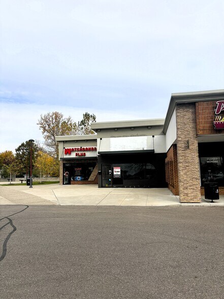 More Photos Of 27841-27909 Orchard Lake Rd, Farmington Hills Unknown For Lease