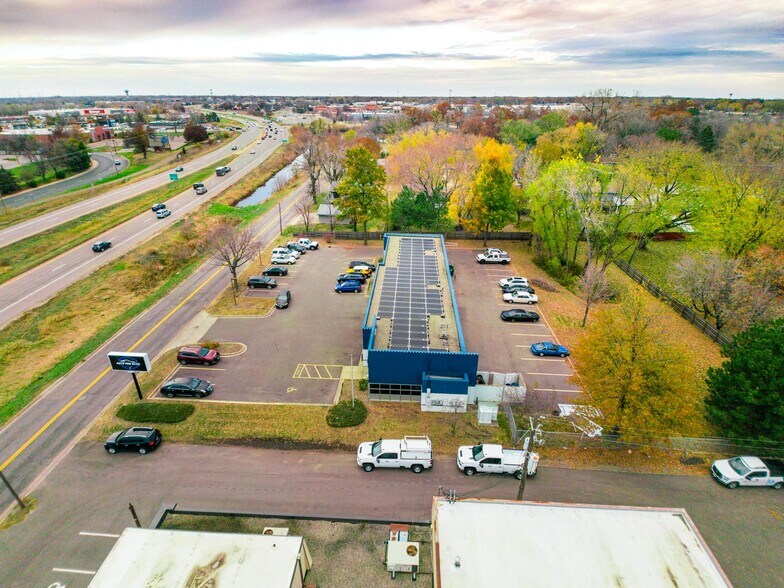 More Photos Of 8443 University Ave NE, Spring Lake Park Auto Repair For Sale
