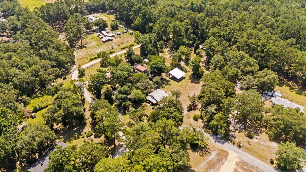 More Photos Of 438 Kessler Loop, Guyton Hospitality For Sale