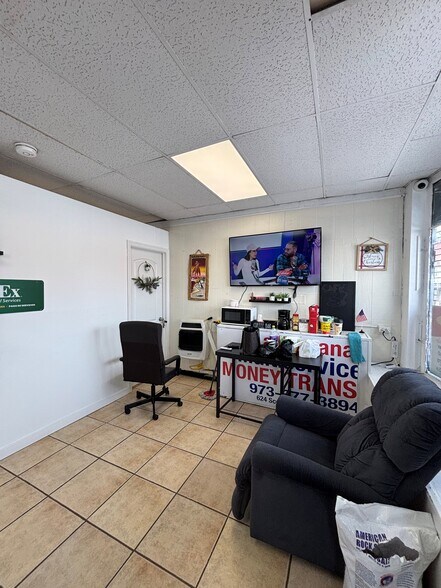 More Photos Of 624 Scotland Rd, Orange Apartments For Sale