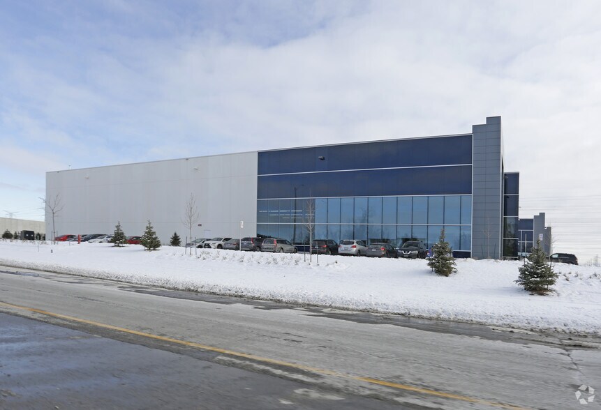 More Photos Of 7429 Ninth Line, Mississauga Warehouse For Lease