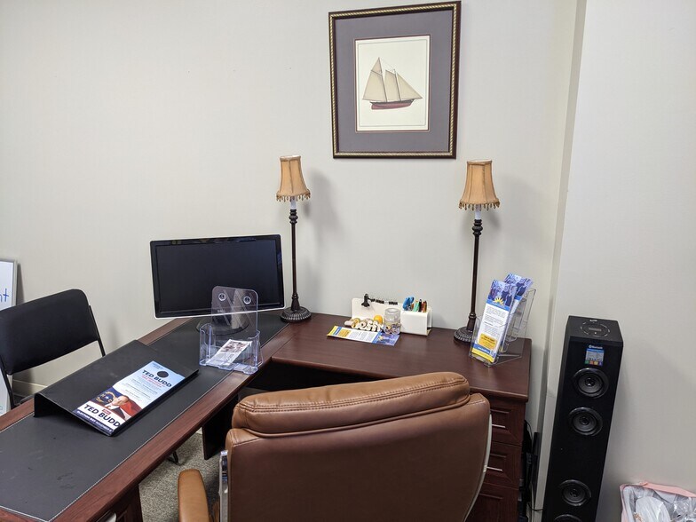 More Photos Of 249 Williamson Rd, Mooresville Medical For Lease