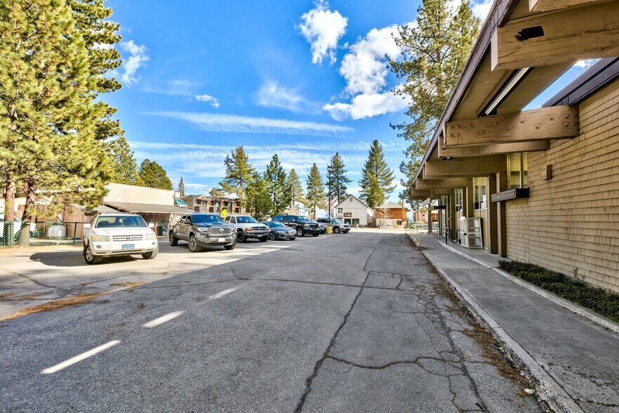 More Photos Of 8245 N Lake Blvd, Kings Beach Drugstore For Lease