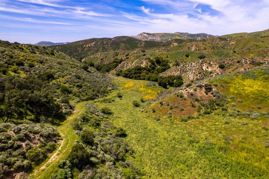 More Photos Of 0 Marr Ranch rd, Simi Valley Land For Sale
