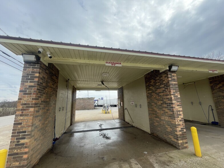 More Photos Of 7549 Elkton Pike, Elkton General Retail For Sale