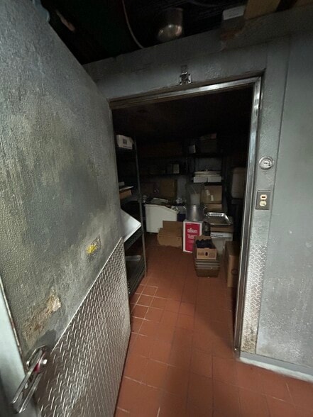 More Photos Of 206 Olde New Jersey Ave, North Wildwood Restaurant For Sale