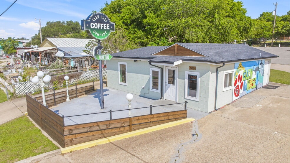 Primary Photo Of 608 SW Big Bend Trl, Glen Rose Restaurant For Sale