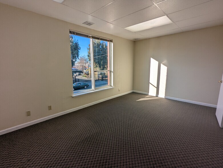 799 Fletcher Ln, Hayward, CA 94544 Office For Sale