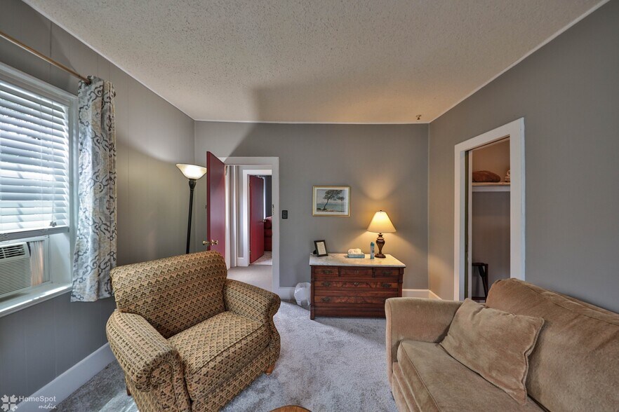 More Photos Of 2468 Route 390, Canadensis Hospitality For Sale