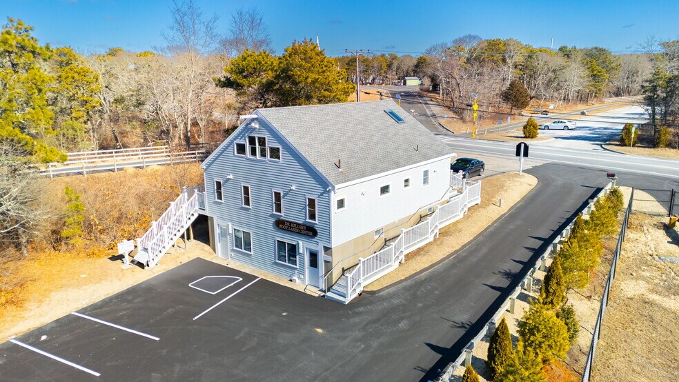 More Photos Of 31 Meetinghouse Rd, South Chatham Office For Sale