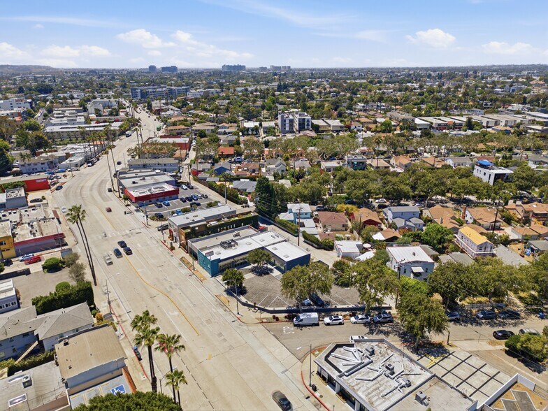 More Photos Of 11461 W Washington Blvd, Los Angeles Auto Repair For Lease