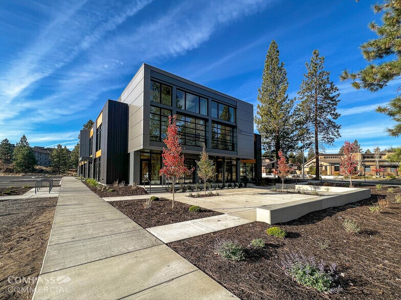 More Photos Of NW Shevlin Park Rd & Crossing Dr, Bend Unknown For Lease
