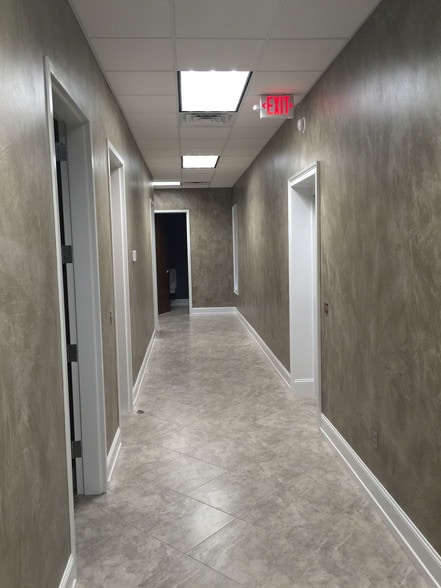More Photos Of 2375 US Highway 78, Moody Office For Lease