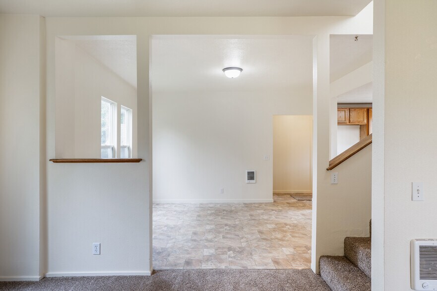 More Photos Of 1133 Irvington Dr, Eugene Land For Sale