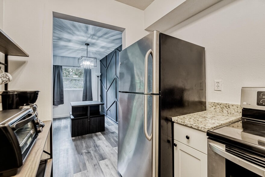More Photos Of 4513 W McElroy Ave, Tampa Apartments For Sale