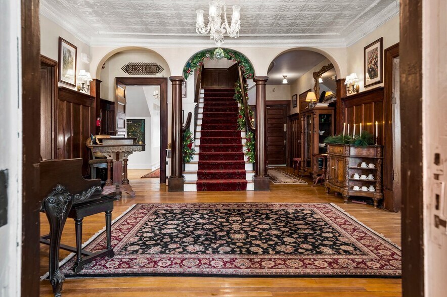 More Photos Of 39 Interlaken Ave, Lake Placid Hotel For Sale