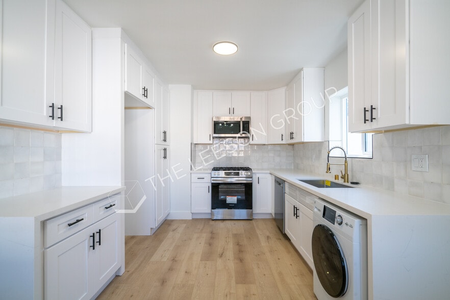 More Photos Of 705 E Santa Fe Ave, Fullerton Apartments For Sale