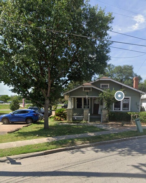 Primary Photo Of 3126 N St. Mary's, San Antonio Storefront Retail Office For Lease